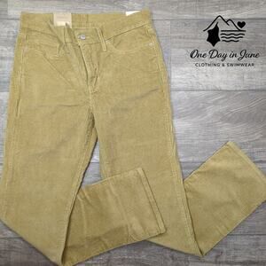 Levi's 314 Shaping Straight Corduroy Pants Size 29X30